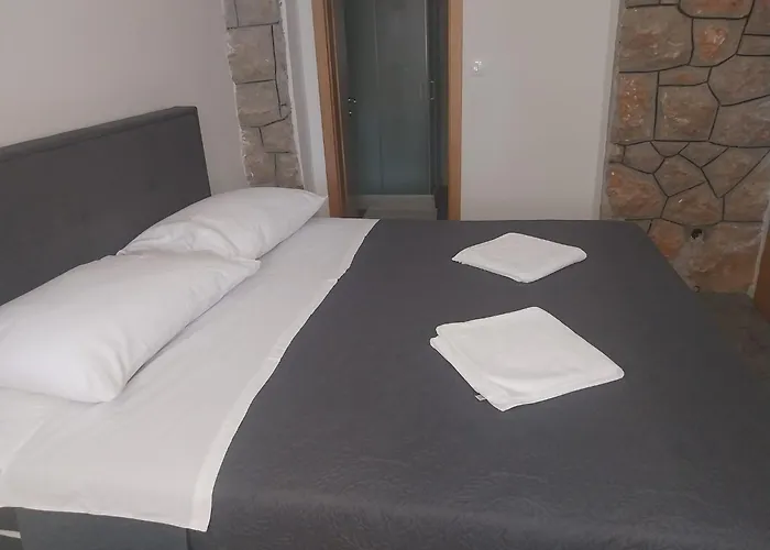 Apartmani I Sobe Grga