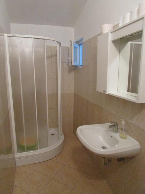 I Sobe Grga Apartment Starigrad Paklenica